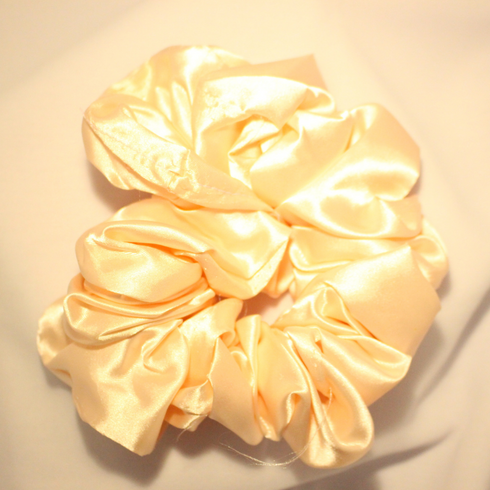 Scrunchie Hair Tie - Cream - Scarfs.pk