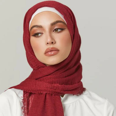 The Ultimate Guide to Selecting the Perfect Hijab Fabric - Scarfs.pk