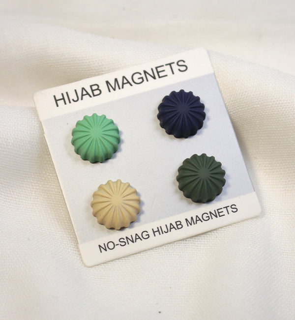 Pack of 4 Sun Flowers Style Magnet Pin - Scarfs.pk