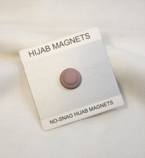 Dot Button Style Magnet Pin - Scarfs.pk