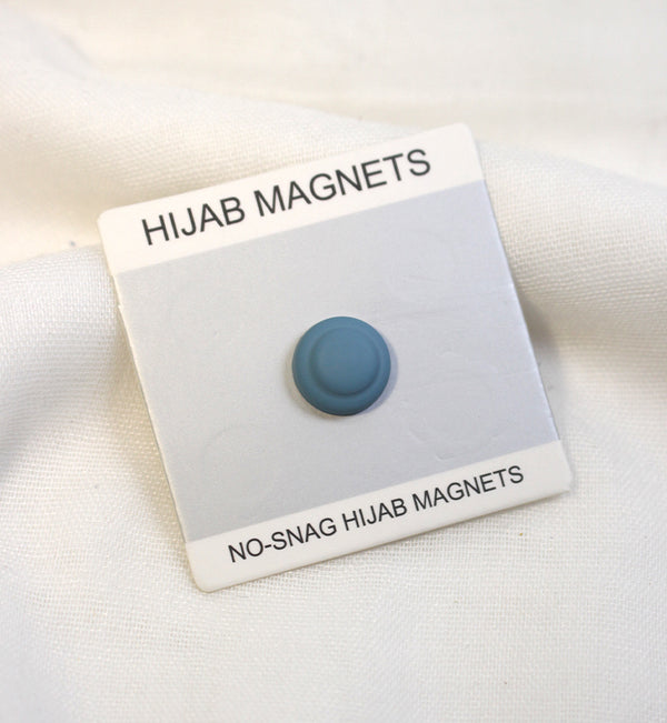 Dot Button Style Magnet Pin - Scarfs.pk