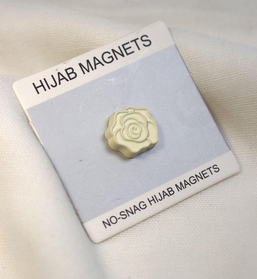 Lemon Flowers Style Magnet Pin - Scarfs.pk