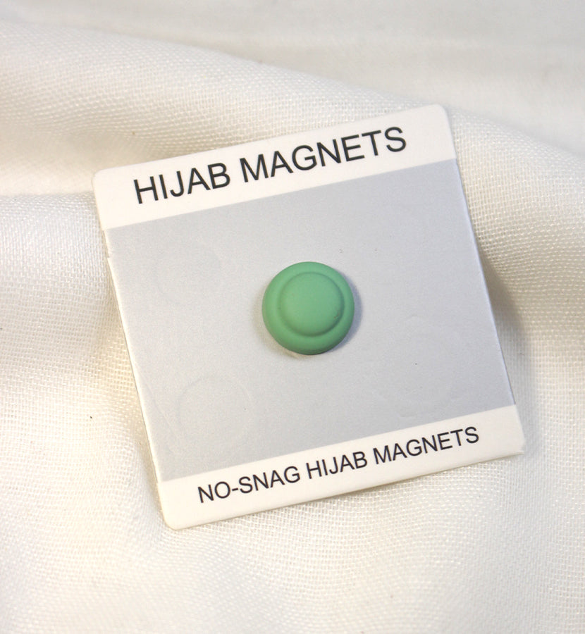 Dot Button Style Magnet Pin - Scarfs.pk