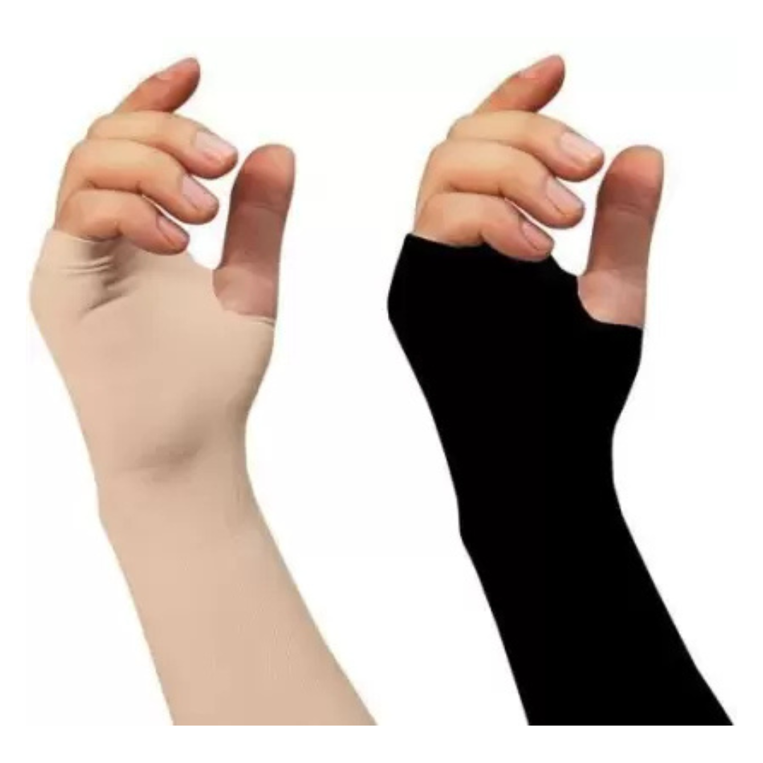 Two-tone arm sleeves in black and beige, designed for comfort and sun protection. Ideal for stylish and active girls.