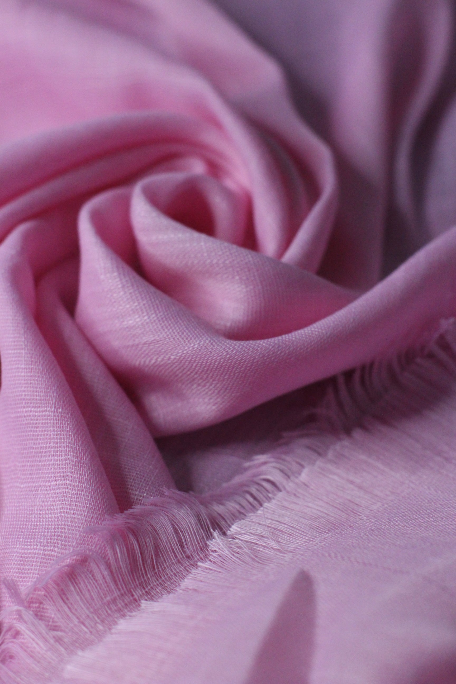 Turkish Lawn - Tomano Pink - Scarfs.pk