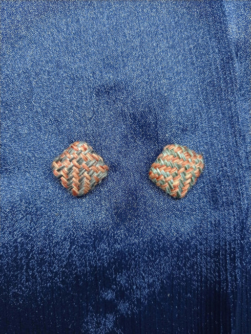 Button Style Scarfs Magnet - Scarfs.pk