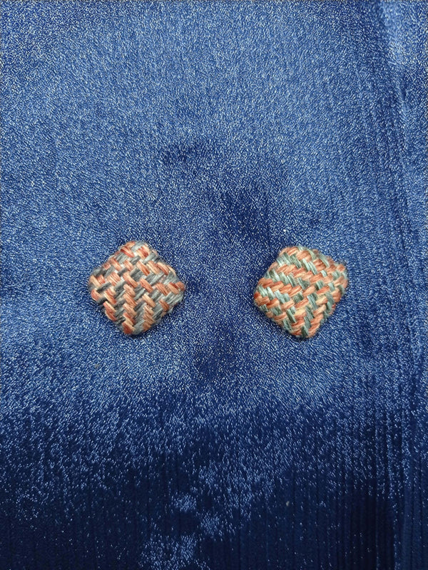 Button Style Scarfs Magnet - Scarfs.pk