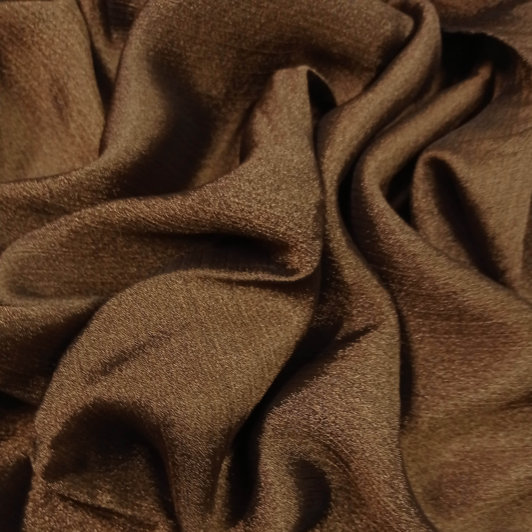 Crinkle Silk Luxe Hijabs – Chestnut Brown